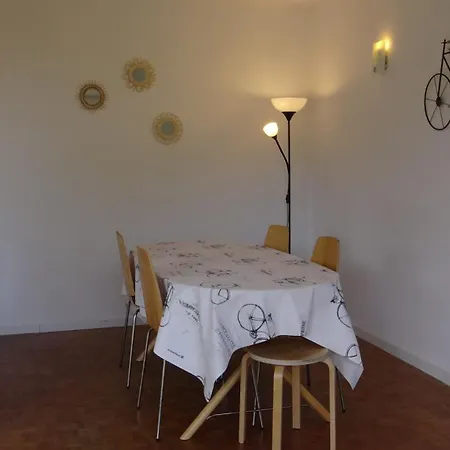 T3-4 Meuble Soupetard Apartmán