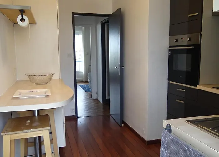 T3-4 Meuble Soupetard *